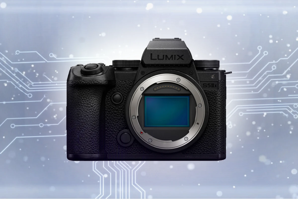 Panasonic Lumix S5 IIX SD card requirements